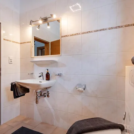 Gaestehaus Anker 瓦尔赫湖
